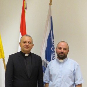 Sklopljen sporazum o suradnji između Hrvatskog katoličkog sveučilišta i Isusovačke službe za izbjeglice